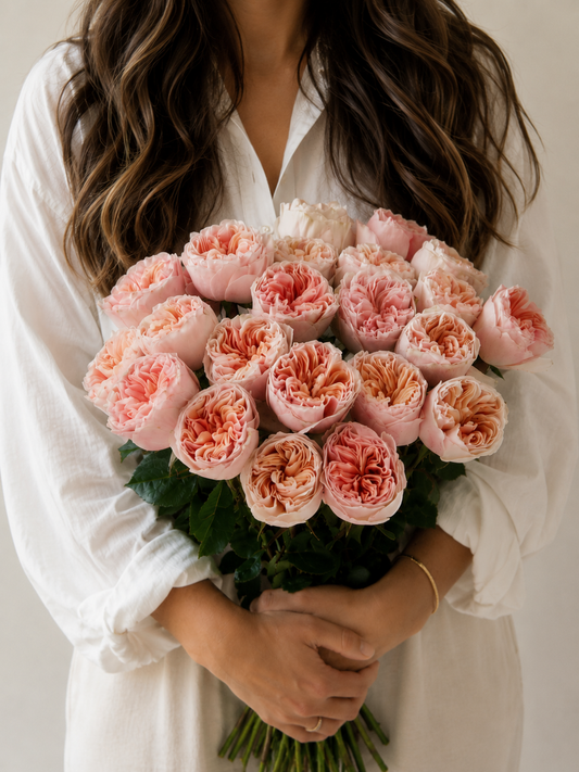 Bulk Roses for Wedding Centerpieces That Work