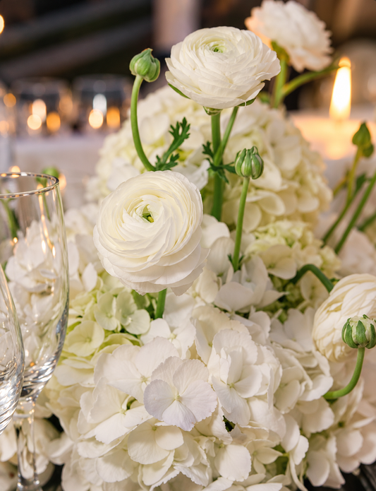 Budget Friendly Filler Flowers That Look Luxe