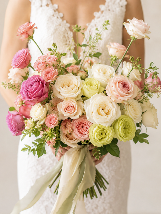 How Many Stems in a Bridal Bouquet?