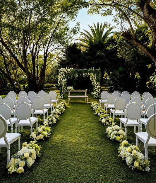 Top Blooms for Floral Arches That Look Luxe