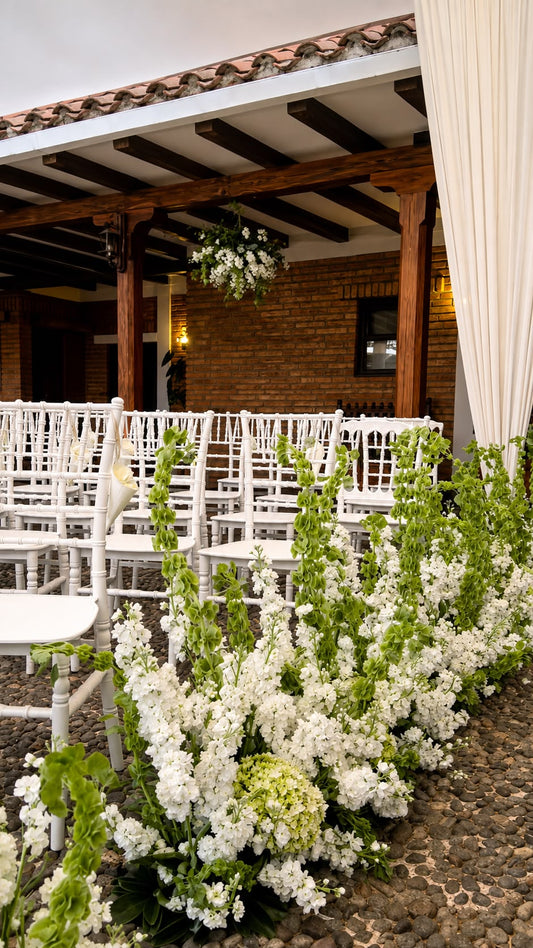 Wedding Aisle Flower Guide for Every Ceremony